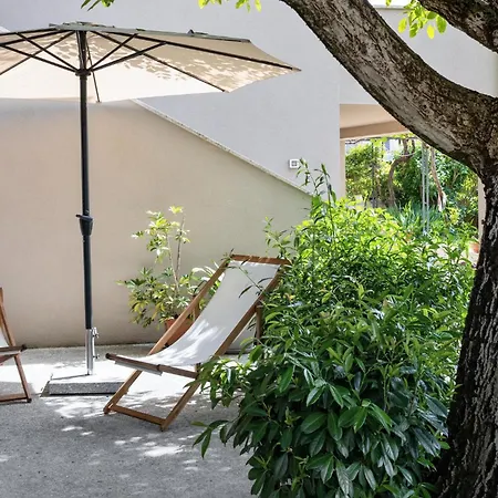 1 Bedroom Gorgeous In Porec
